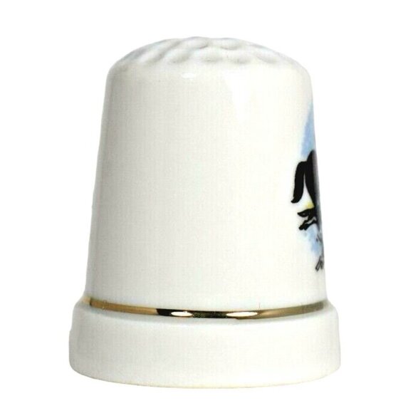 Equestrian Horse Riding Jockey Fox Hunt Vintage Porcelain Souvenir Thimble - Picture 2 of 5